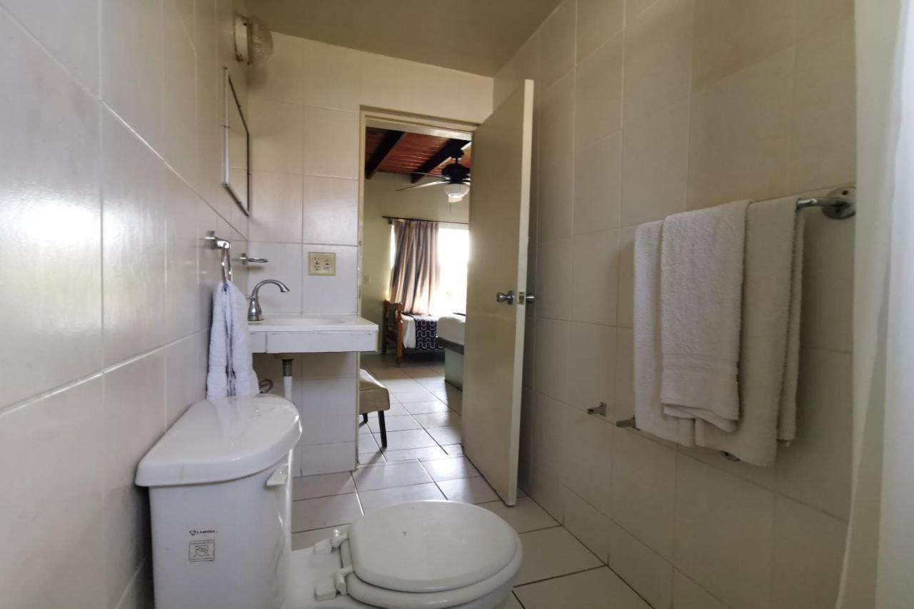 Capital O Hotel America エンセナダ エクステリア 写真